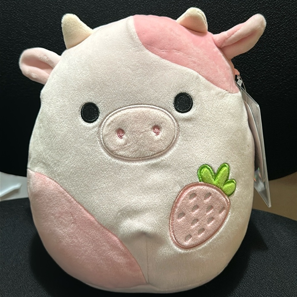 Reshma the Cow Squishmallow
